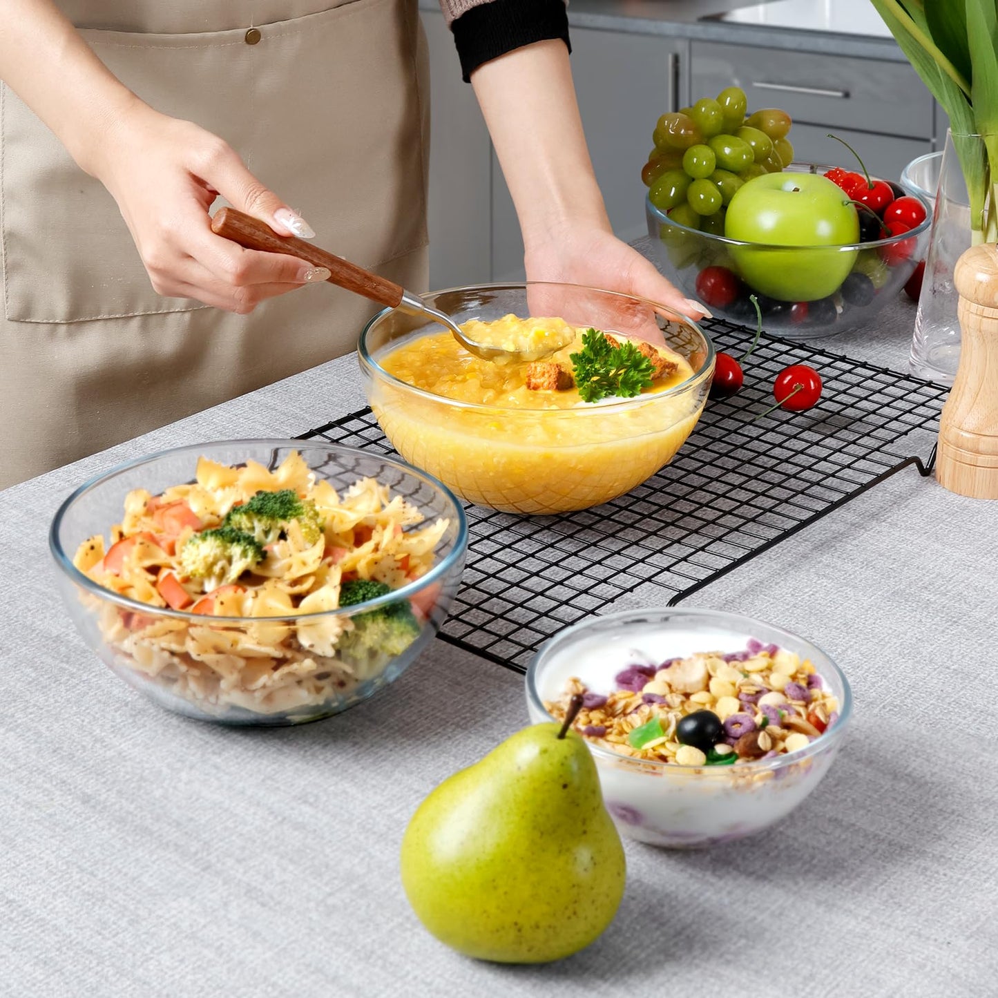 NUTRIUPS 7 Inch Medium Glass Prep Bowls, Tempered Glass Bowl Set of 4 Microwave and Oven Safe (7 inch, Set of 4)