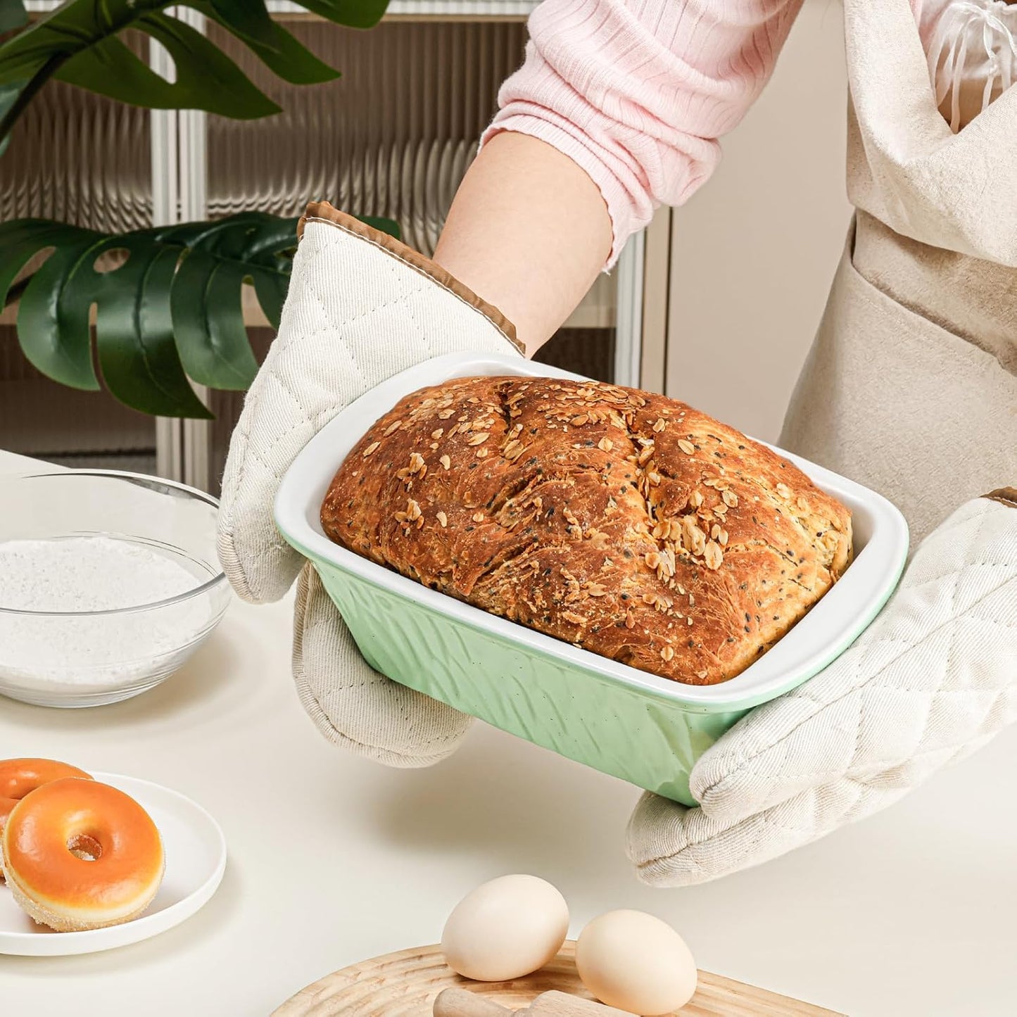 NUTRIUPS 9 x 6 Inch Rectangular Ceramic Loaf Pan for Baking Bread (Green)