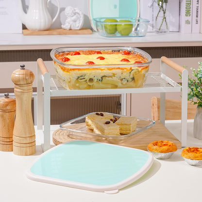NUTRIUPS Glass Baking Dish with BPA Free Lids, Square Baking Pan, Glass Casserole Dish for Oven Dishwasher Safe, Baking Pan for Lasagna, Risotto (Green White Contrast, 2.6L)