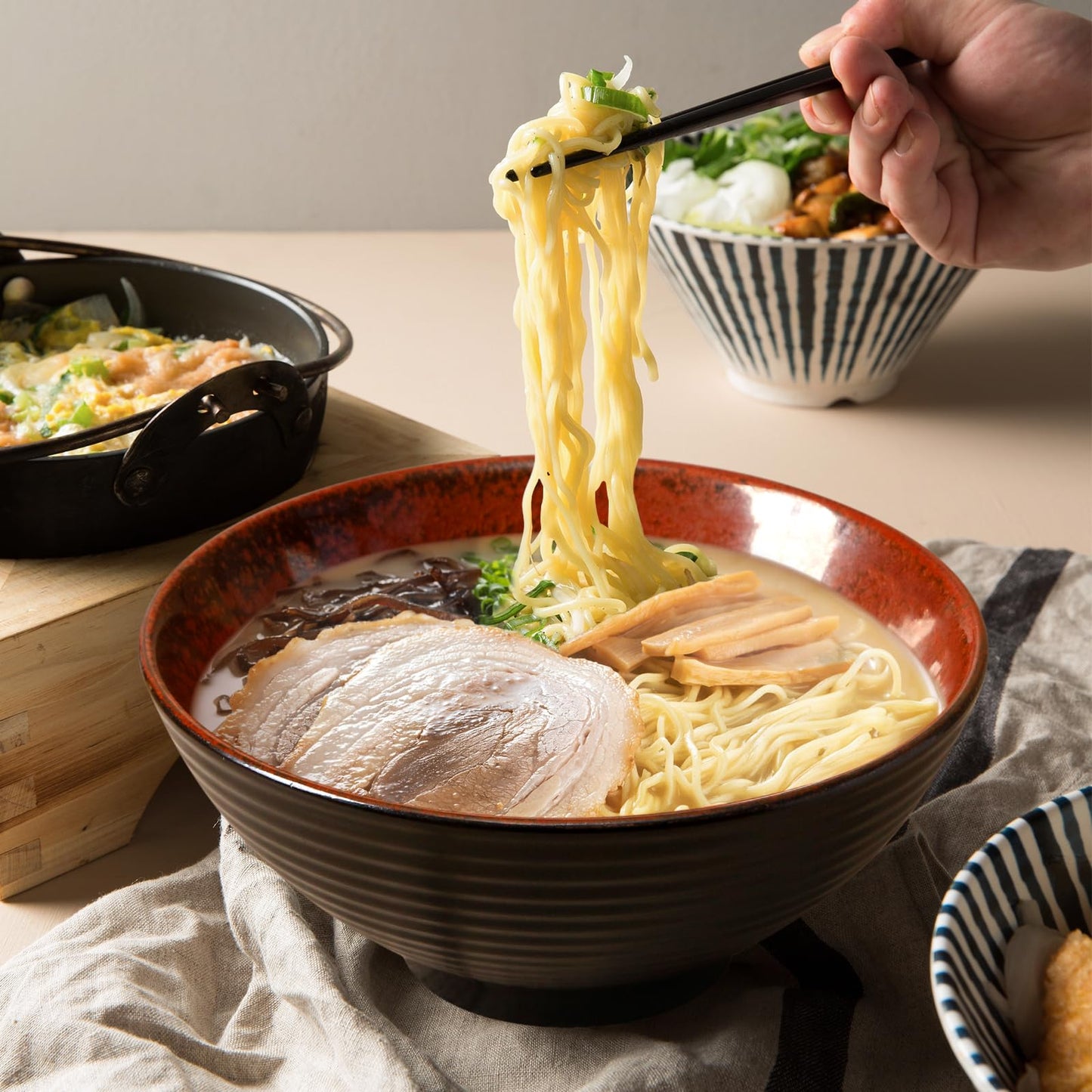 NUTRIUPS Ceramic Ramen Bowl Set of 2, 8 In/40oz (Agate Red)